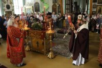 17-В Неделю о слепом архиепископ Амфилохий возглавил богослужения в Воскресенском кафедральном соборе города Семипалатинска