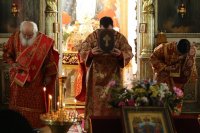 21-В Неделю о слепом архиепископ Амфилохий возглавил богослужения в Воскресенском кафедральном соборе города Семипалатинска