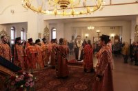 11-В день празднования памяти святых мучениц Веры, Надежды, Любови и матери их Софии архиепископ Амфилохий возглавил служение Божественной Литургии в главном храме епархии