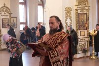 21-В день празднования памяти святых мучениц Веры, Надежды, Любови и матери их Софии архиепископ Амфилохий возглавил служение Божественной Литургии в главном храме епархии