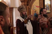 30-В день празднования памяти святых мучениц Веры, Надежды, Любови и матери их Софии архиепископ Амфилохий возглавил служение Божественной Литургии в главном храме епархии