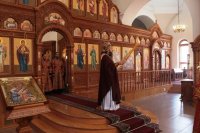 36-В день празднования памяти святых мучениц Веры, Надежды, Любови и матери их Софии архиепископ Амфилохий возглавил служение Божественной Литургии в главном храме епархии