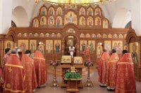 50-В день празднования памяти святых мучениц Веры, Надежды, Любови и матери их Софии архиепископ Амфилохий возглавил служение Божественной Литургии в главном храме епархии