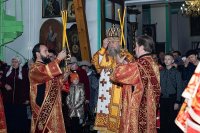 6-В день памяти священномученика Александра, архиепископа Семипалатинского, Глава Казахстанского Митрополичьего округа совершил Литургию в Воскресенском соборе города Семипалатинска 