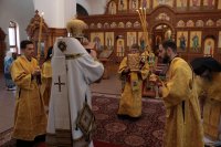 6-В воскресный день архиепископ Амфилохий совершил Божественную Литургию в Андреевском кафедральном соборе 