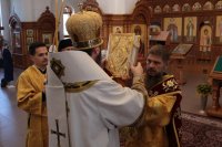 7-В воскресный день архиепископ Амфилохий совершил Божественную Литургию в Андреевском кафедральном соборе 