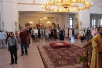 36-В воскресный день архиепископ Амфилохий совершил Божественную Литургию в Андреевском кафедральном соборе 