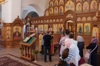40-В воскресный день архиепископ Амфилохий совершил Божественную Литургию в Андреевском кафедральном соборе 