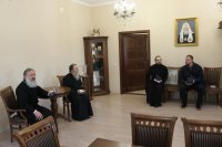 3-Архиепископ Амфилохий встретился с делегацией, сопровождающей по епархиям Казахстана ковчег с частицей мощей преподобного Сергия Радонежского