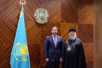 1-Состоялась встреча Главы Православной Церкви Казахстана и Управляющего Усть-Каменогорской и Семипалатинской епархией с акимом Абайской области Н.Т. Уранхаевым
