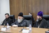 6-Состоялась встреча Главы Православной Церкви Казахстана и Управляющего Усть-Каменогорской и Семипалатинской епархией с акимом Абайской области Н.Т. Уранхаевым