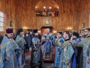 5-В субботу пятой седмицы Великого поста архиепископ Амфилохий совершил Божественную Литургию в Покровском соборе города Усть-Каменогорска 