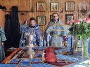 23-В субботу пятой седмицы Великого поста архиепископ Амфилохий совершил Божественную Литургию в Покровском соборе города Усть-Каменогорска 