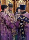 11-В пятое воскресение Святой Четыредесятницы архиепископ Амфилохий возглавил служение Божественной Литургии в главном храме Восточного Казахстана