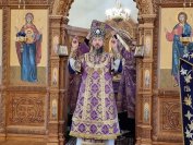 28-В пятое воскресение Святой Четыредесятницы архиепископ Амфилохий возглавил служение Божественной Литургии в главном храме Восточного Казахстана