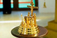 2-Архиепископ Усть-Каменогорский и Семипалатинский Амфилохий принял участие в освящении часовни в честь Воскресения Христова для упокоения останков приснопамятных казахстанских иерархов Х IX-XX веков 