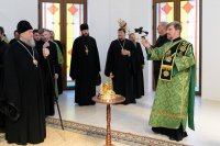 5-Архиепископ Усть-Каменогорский и Семипалатинский Амфилохий принял участие в освящении часовни в честь Воскресения Христова для упокоения останков приснопамятных казахстанских иерархов Х IX-XX веков 