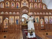 7-В первый день нового года архиепископ Амфилохий совершил Божественную Литургию в Андреевском соборе 