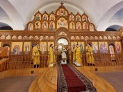 14-В первый день нового года архиепископ Амфилохий совершил Божественную Литургию в Андреевском соборе 