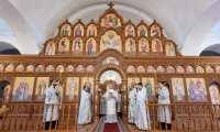 22-В Троицкую родительскую субботу в Андреевском кафедральном соборе были совершены заупокойные богослужения