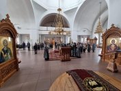 26-В пятницу первой седмицы Великого поста Управляющий Усть-Каменогорской и Семипалатинской епархией совершил Божественную Литургию Преждеосвященных Даров и чин освящения колива в Андреевском кафедральном соборе