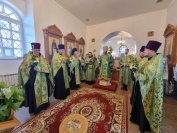 22-Накануне праздника святой Пятидесятницы архиепископ Амфилохий возглавил Всенощное бдение в Троицком соборе города Усть-Каменогорска