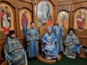11-В день празднования Введения во храм Пресвятой Богородицы архиепископ Амфилохий возглавил служение Божественной Литургии в главном храме Восточного Казахстана