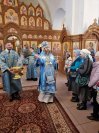 46-В день празднования Введения во храм Пресвятой Богородицы архиепископ Амфилохий возглавил служение Божественной Литургии в главном храме Восточного Казахстана
