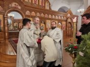42-«Рождество Твое, Христе Боже наш, возсия мирови свет разума». В ночь на 7 января в Андреевском кафедральном соборе была совершена праздничная Божественная Литургия