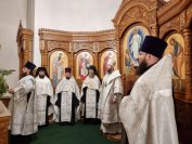 17-Великая вечерня в день Рождества Христова была совершена в главном храме Восточного Казахстана