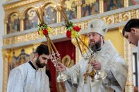 16-Архиепископ Амфилохий сослужил митрополиту Екатеринбургскому и Верхотурскому Евгению, главе Екатеринбургской митрополии