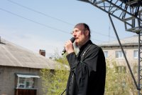 27-Архиепископ Амфилохий сослужил митрополиту Екатеринбургскому и Верхотурскому Евгению, главе Екатеринбургской митрополии
