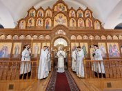 1-В Лазареву субботу архиепископ Амфилохий совершил Божественную Литургию в главном храме епархии