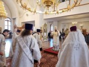 6-В Лазареву субботу архиепископ Амфилохий совершил Божественную Литургию в главном храме епархии