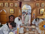 22-В Лазареву субботу архиепископ Амфилохий совершил Божественную Литургию в главном храме епархии