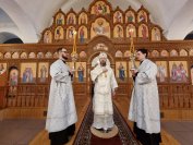 35-В Лазареву субботу архиепископ Амфилохий совершил Божественную Литургию в главном храме епархии