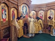 17-Архиепископ Амфилохий возглавил служение Божественной Литургии в главном храме епархии