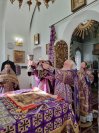 19-Архиепископ Амфилохий совершил Божественную Литургию в кафедральном соборе в честь Воскресения Христова города Семипалатинска