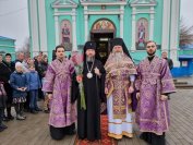 3-Архиепископ Амфилохий совершил Божественную Литургию святителя Василия Великого в соборе в честь Воскресения Христова города Семипалатинска