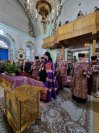5-Архиепископ Амфилохий совершил Божественную Литургию святителя Василия Великого в соборе в честь Воскресения Христова города Семипалатинска