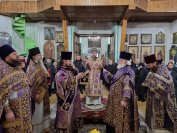 8-Архиепископ Амфилохий совершил Божественную Литургию святителя Василия Великого в соборе в честь Воскресения Христова города Семипалатинска