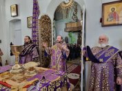 31-Архиепископ Амфилохий совершил Божественную Литургию святителя Василия Великого в соборе в честь Воскресения Христова города Семипалатинска