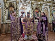 37-Архиепископ Амфилохий совершил Божественную Литургию святителя Василия Великого в соборе в честь Воскресения Христова города Семипалатинска
