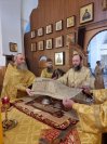 16-В 10-ю Неделю после Пятидесятницы архиепископ Амфилохий совершил Божественную Литургию в Андреевском кафедральном соборе города Усть-Каменогорска 