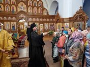 35-В 10-ю Неделю после Пятидесятницы архиепископ Амфилохий совершил Божественную Литургию в Андреевском кафедральном соборе города Усть-Каменогорска 