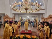 11-Накануне дня памяти святого апостола Андрея Первозванного в Андреевском кафедральном было совершено всенощное бдение