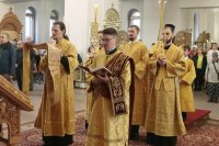 13-В Неделю 23-ю по Пятидесятнице архиепископ Амфилохий совершил Божественную Литургию в Андреевском кафедральном соборе 