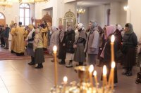 15-В Неделю 23-ю по Пятидесятнице архиепископ Амфилохий совершил Божественную Литургию в Андреевском кафедральном соборе 
