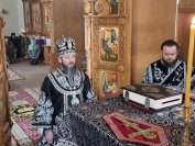16-Архиепископ Амфилохий совершил Божественную Литургию Преждеосвященных Даров в Троицком крепостном соборе