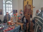 17-Архиепископ Амфилохий совершил Божественную Литургию Преждеосвященных Даров в Троицком крепостном соборе